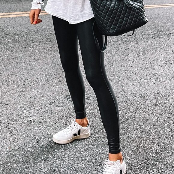 Spanx Faux Leather Leggings 1X - Picture 1 of 7